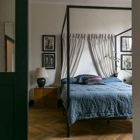 Dark Blue Apartment Warschau Buitenkant foto
